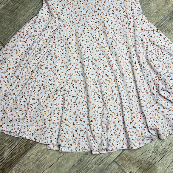 NWT Forever 21 Dress - Lavender floral Size small - Picture 3 of 4